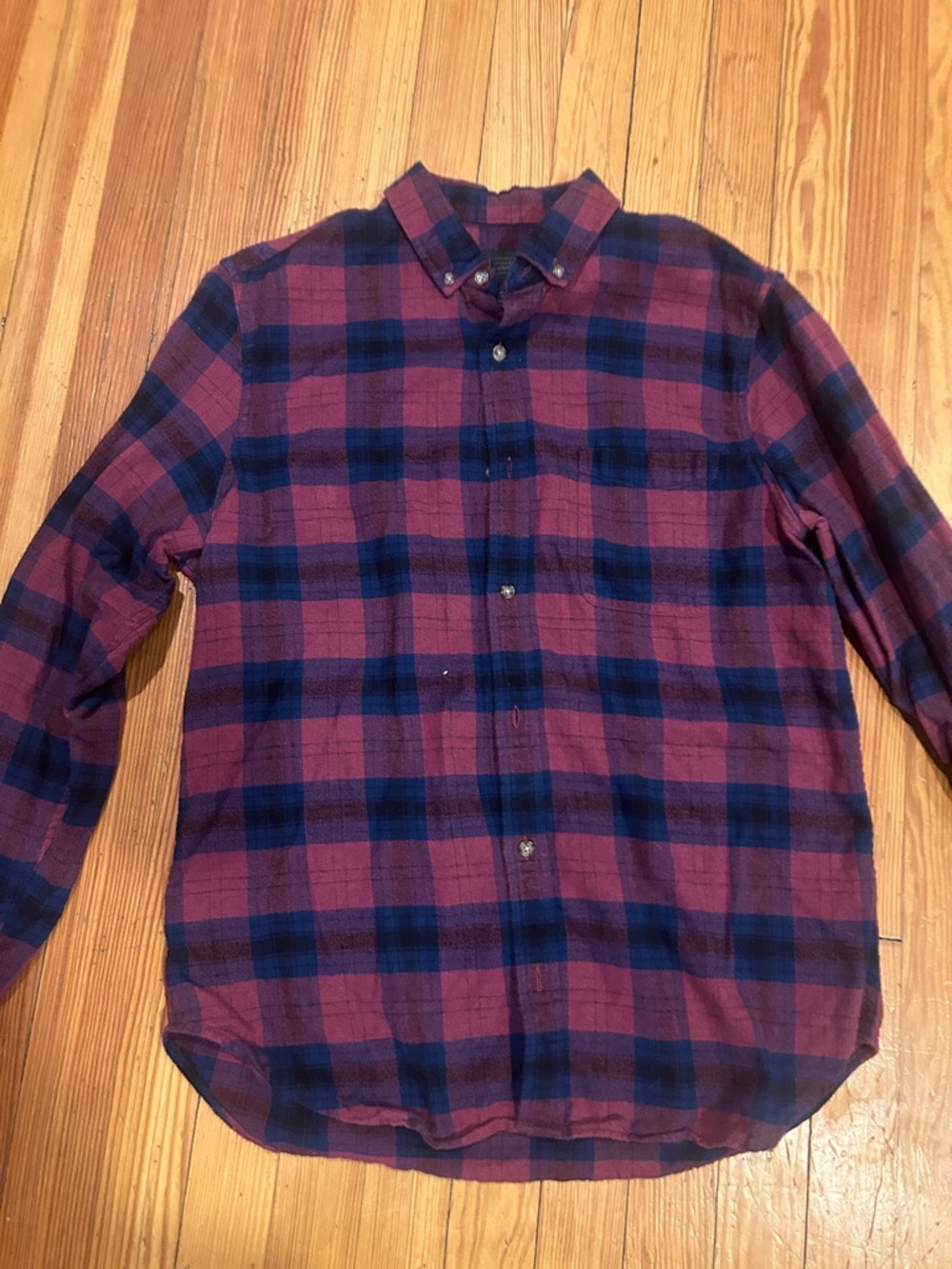 14th & Union Burgundy and Navy Plaid Button-Down Shirt
